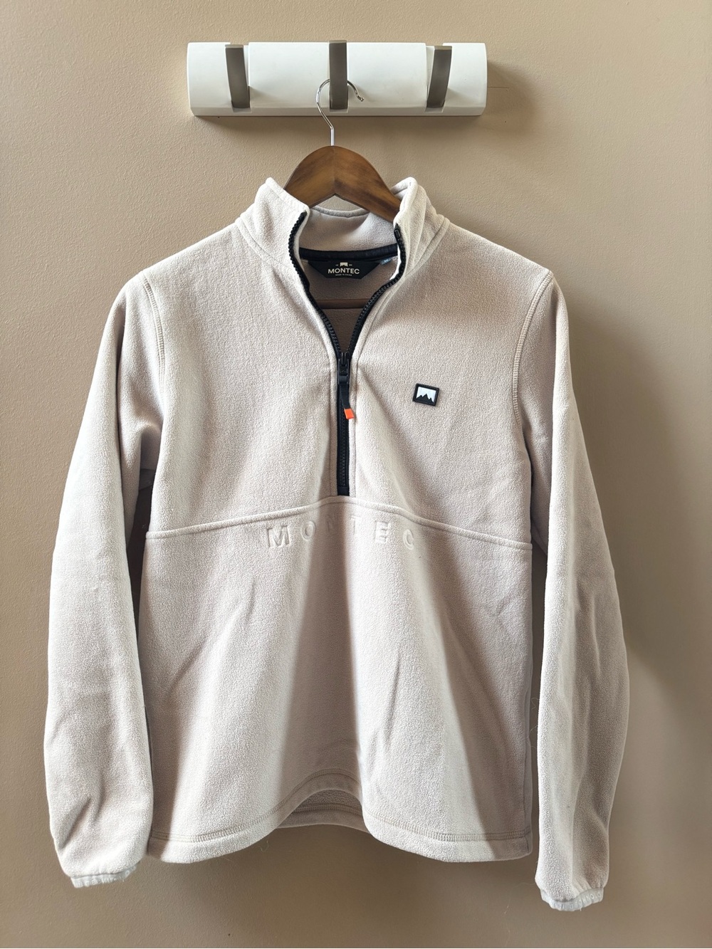 Women’s Cream Quarter-Zip Fleece Pullover